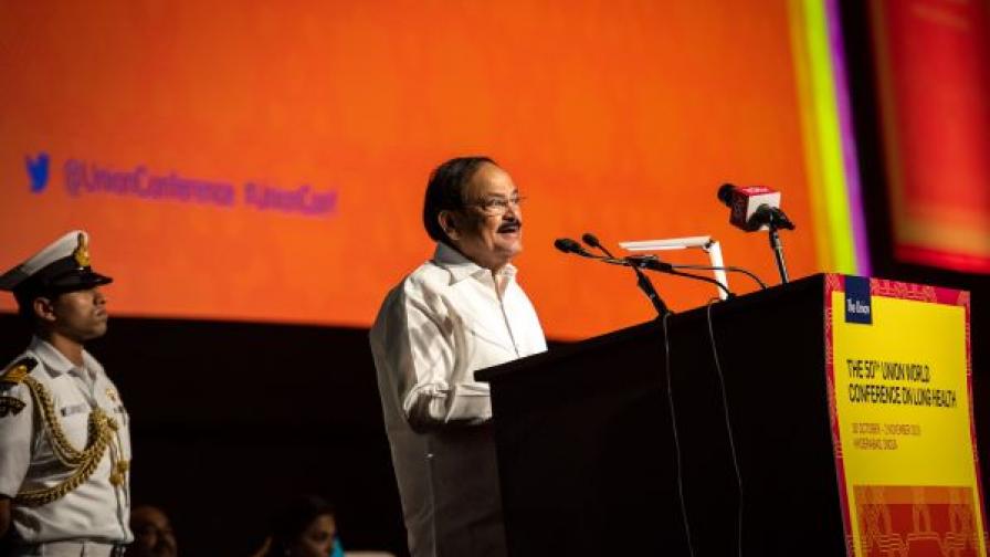 Honourable Vice President of India, Shri M Venkaiah Naidu, addresses Union World Conference delegates at the opening ceremony.
