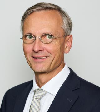 Prof Christoph Lange